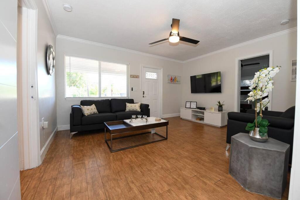 4Br Home, Hot Tub, Near Beach & Wilton Manors ฟอร์ต ลอเดอร์เดล ภายนอก รูปภาพ